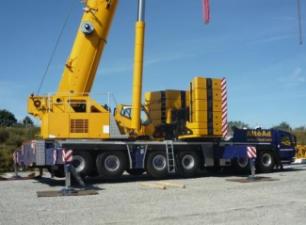ऑल-टेरेन क्रेन Grove GMK 6400 (12x8x12)