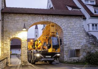 ऑल-टेरेन क्रेन Liebherr LTC 1050-3.1 