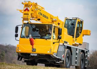 ऑल-टेरेन क्रेन Liebherr LTM 1030-2.1 