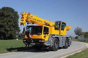 ऑल-टेरेन क्रेन Liebherr LTM 1030-2.1 
