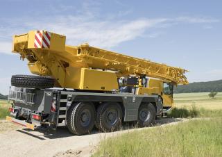 ऑल-टेरेन क्रेन Liebherr LTM 1050-3.1 