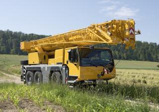 ऑल-टेरेन क्रेन Liebherr LTM 1050-3.1 