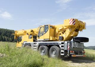 ऑल-टेरेन क्रेन Liebherr LTM 1050-3.1 