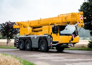 ऑल-टेरेन क्रेन Liebherr LTM 1055-3.2 