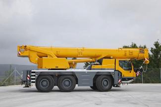 ऑल-टेरेन क्रेन Liebherr LTM 1055-3.2 