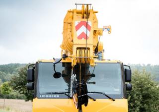 ऑल-टेरेन क्रेन Liebherr LTM 1055-3.2 