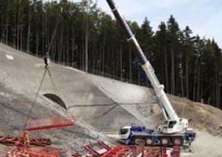 ऑल-टेरेन क्रेन Liebherr LTM 1070-4.2 
