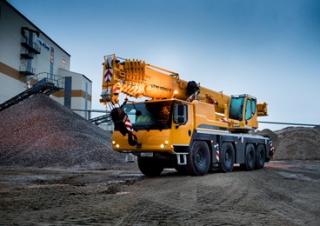 ऑल-टेरेन क्रेन Liebherr LTM 1090-4.2 