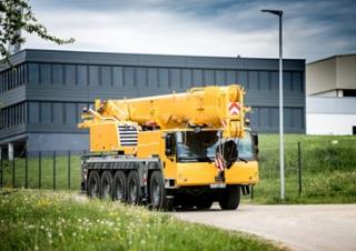 ऑल-टेरेन क्रेन Liebherr LTM 1100-5.2 