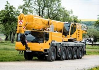 ऑल-टेरेन क्रेन Liebherr LTM 1100-5.2 