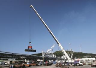 ऑल-टेरेन क्रेन Liebherr LTM 1200-5.1 