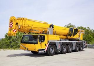 ऑल-टेरेन क्रेन Liebherr LTM 1250-5.1 