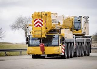 ऑल-टेरेन क्रेन Liebherr LTM 1450-8.1 