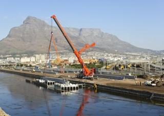ऑल-टेरेन क्रेन Liebherr LTM 1500-8.1