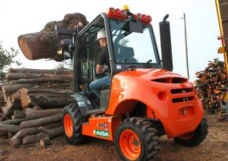 रफ टेरेन फोर्कलिफ्ट Ausa C 150 H