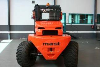 रफ टेरेन फोर्कलिफ्ट Mast Explorer H 40 DA
