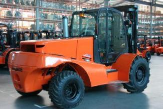 रफ टेरेन फोर्कलिफ्ट Mast Explorer H 70 DA