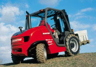 रफ टेरेन फोर्कलिफ्ट Manitou MH 25-4 T Buggie
