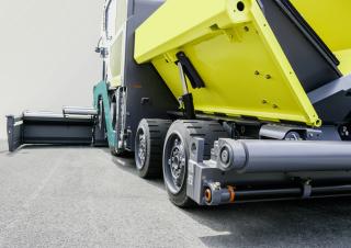 व्हील्ड एस्फाल्ट पेवर Ammann AFW 600-3