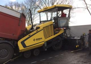 व्हील्ड एस्फाल्ट पेवर Bomag BF 600 P-2 S 500