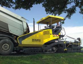 ट्रैक्ड एस्फाल्ट पेवर Bomag BF 600 C-HSE