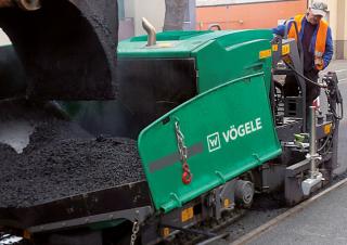 ट्रैक्ड एस्फाल्ट पेवर Vögele Super 800-3i