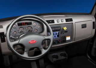 ट्रक रिजिड चेसिस Peterbilt 348 PACCAR PX-7
