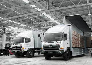 ट्रक रिजिड चेसिस Hino 500 GH 1832 4x2