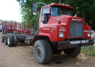 ट्रक रिजिड चेसिस Mack DMM-6006S CA491 END 673 E 6x4