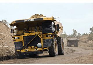 रिजिड डंप ट्रक Caterpillar 785D