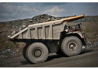 रिजिड डंप ट्रक Caterpillar 793F