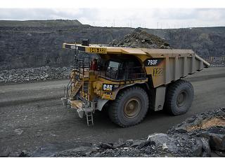 रिजिड डंप ट्रक Caterpillar 793F