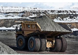 रिजिड डंप ट्रक Caterpillar 797F