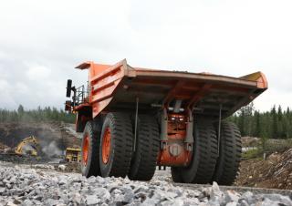 रिजिड डंप ट्रक Hitachi EH3500ACII