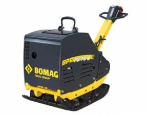 वाइब्रेटरी प्लेट कॉम्पेक्टर रिवर्सिबल वाइब्रेटरी प्लेट कॉम्पेक्टर Bomag BPR 70/70 D