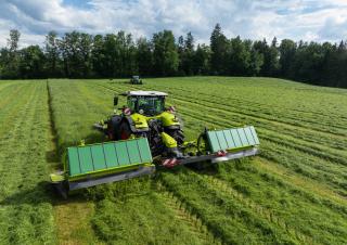 रियर-माउंटेड मोवर - कंडीशनर के साथ डिस्क Claas Disco 9300 C Auto Swather 