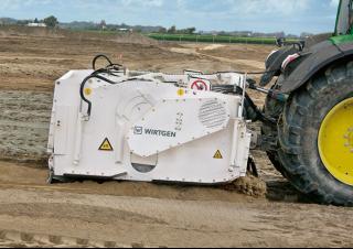 रोड रीसाइक्लिंग मशीन/-कोल्ड रीसाइकलर Wirtgen WS 250