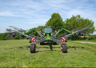 रोटरी रेक Fendt Former 860 C Pro