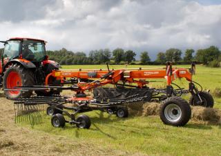 रोटरी रेक Kubota RA2590 Pro