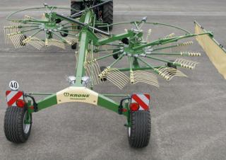 रोटरी रेक Krone Swadro TS 680