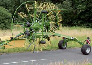 रोटरी रेक Krone Swadro TS 740