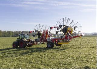रोटरी रेक Pöttinger Top 1252 C 