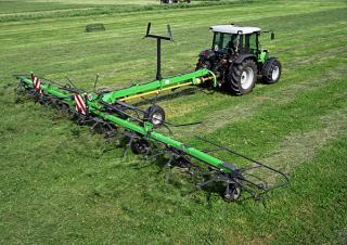 रोटरी टेडर DEUTZ-FAHR CoM 5222