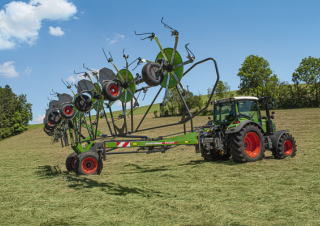 रोटरी टेडर Fendt Lotus 1020