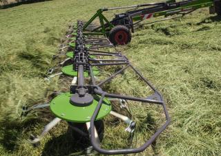 रोटरी टेडर Fendt Lotus 1250