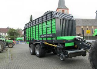 साइलेज ट्रेलर DEUTZ-FAHR RotoMaster 4516