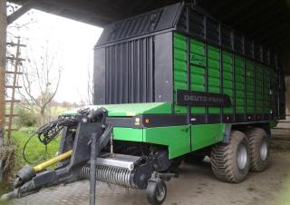 साइलेज ट्रेलर DEUTZ-FAHR RotoMaster 5520