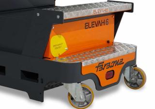 टेलीस्कोपिक बूम लिफ्ट सिंगल वर्टिकल मास्ट बूम लिफ्ट Faraone Elevah 6 Tires 