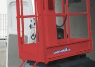 टेलीस्कोपिक बूम लिफ्ट सिंगल वर्टिकल मास्ट बूम लिफ्ट Bravi Leonardo HD Outdoor