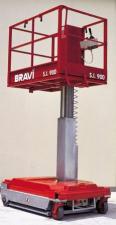 टेलीस्कोपिक बूम लिफ्ट सिंगल वर्टिकल मास्ट बूम लिफ्ट Bravi Lui s.i. 900